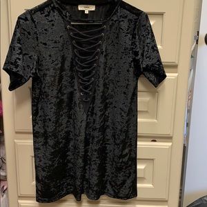Women’s shirt Size Small